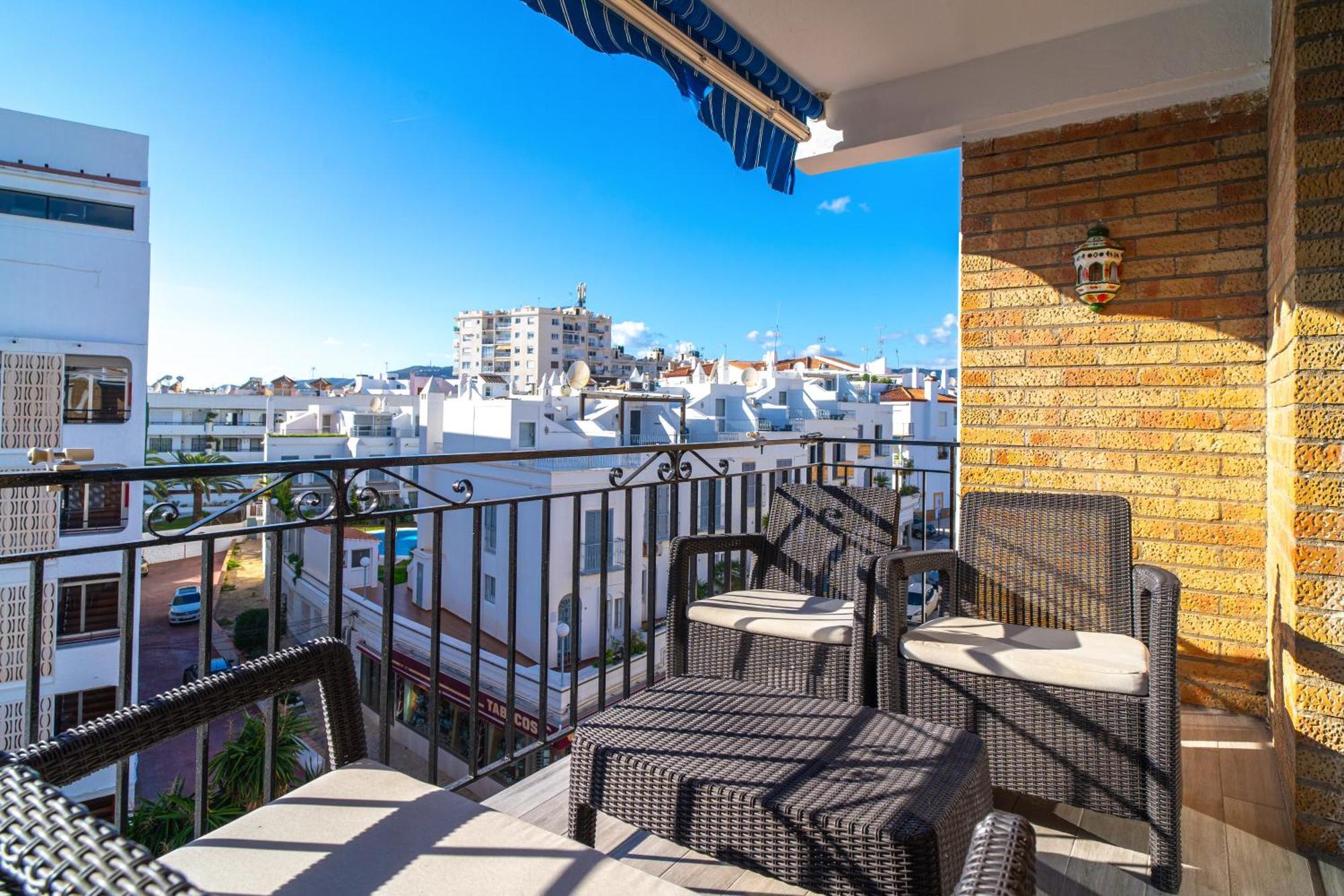 Bahia 49 Apartments Casasol Nerja Bagian luar foto