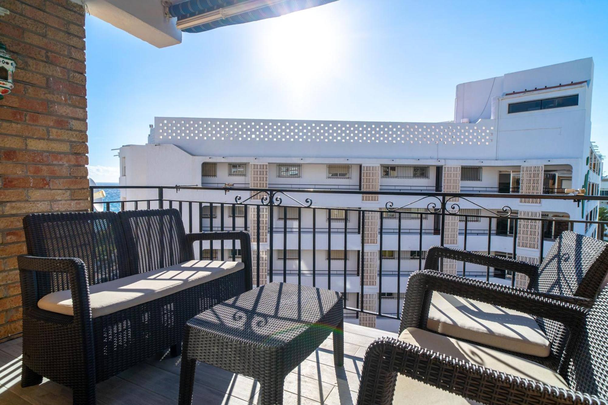 Bahia 49 Apartments Casasol Nerja Bagian luar foto