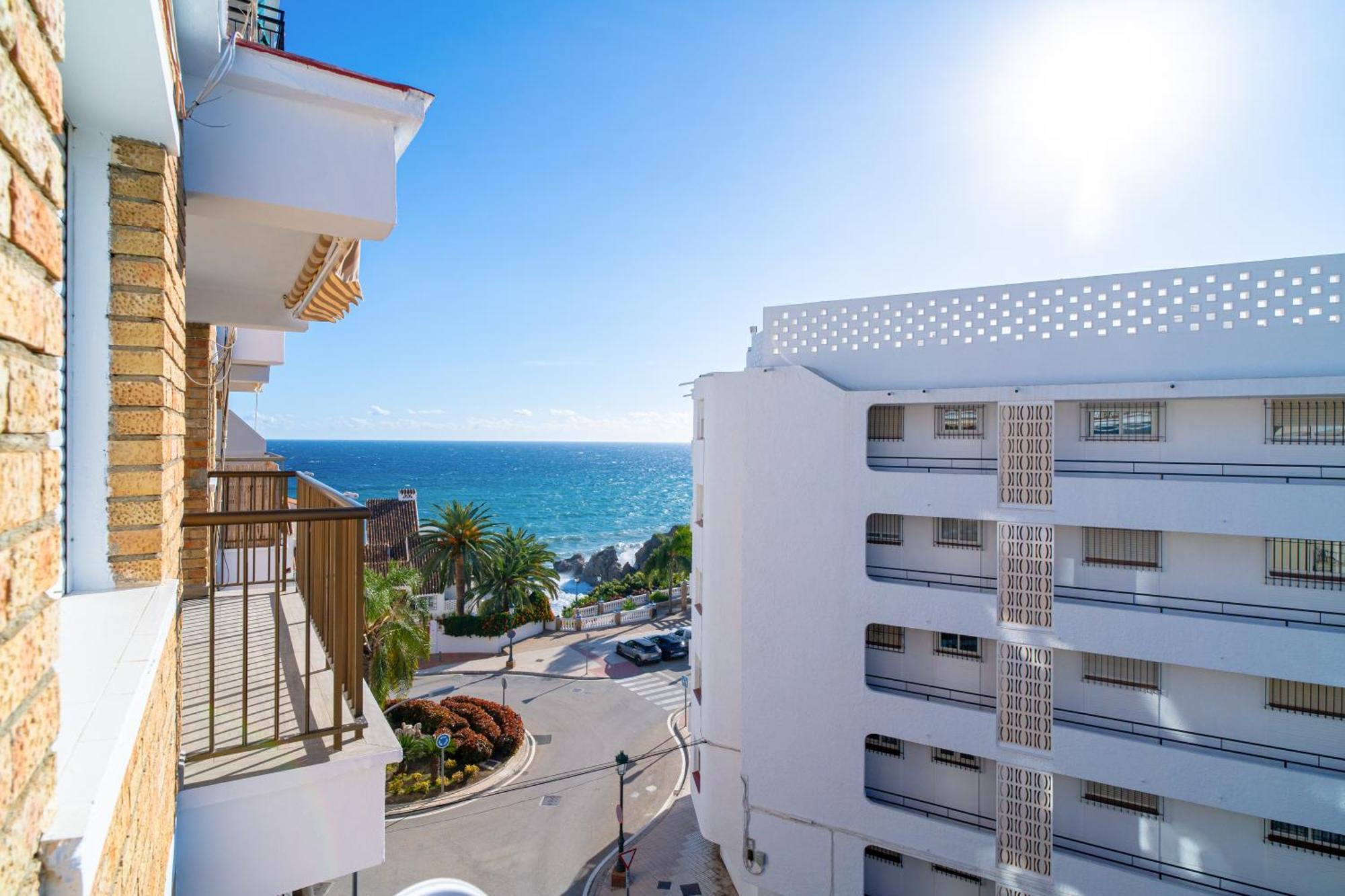 Bahia 49 Apartments Casasol Nerja Bagian luar foto